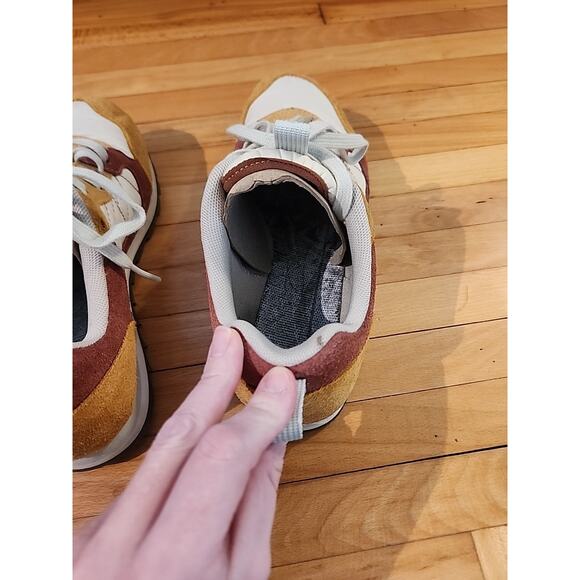 MERRELL Alpine Tan Multicolor Sneaker Gym Shoe Walking Comfort Size 7M READ - Picture 8 of 9
